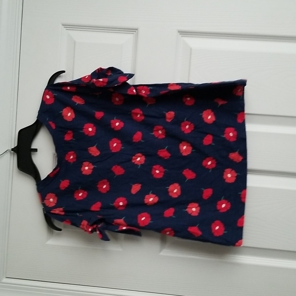 St. John's Bay Women's Floral Cold Shoulder Top - Picture 7 of 9